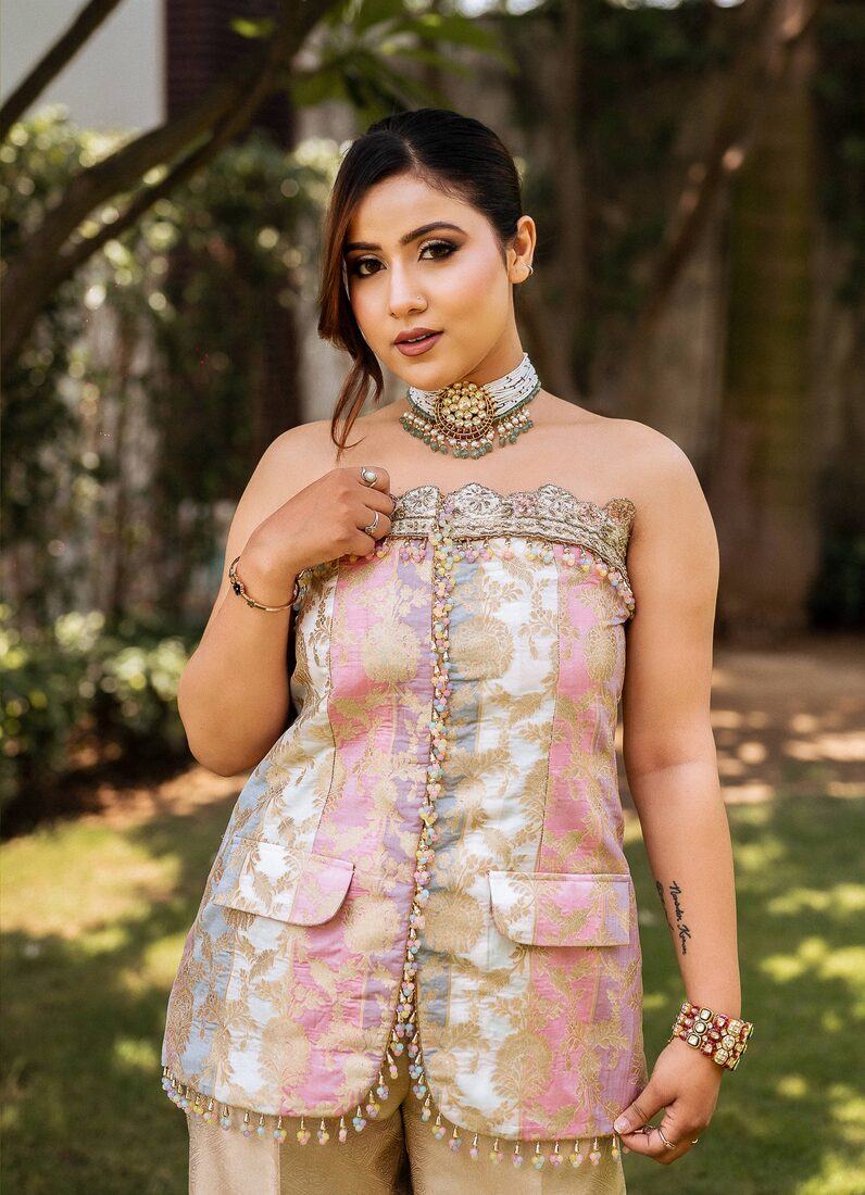 Pastel necklace editorial